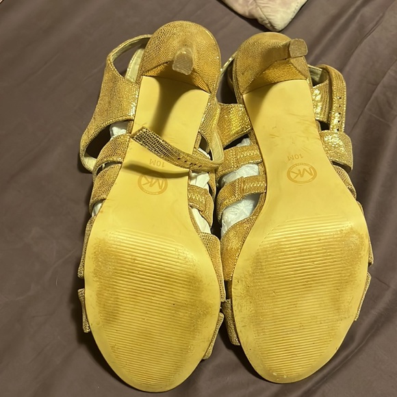 Michael Kors gold strappy heels size 10 - Picture 5 of 5